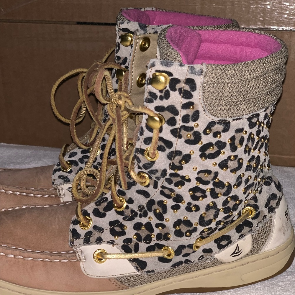 NEW Sperry Top Sider Gold Hikerfish Studded Boots Sz 7.5M